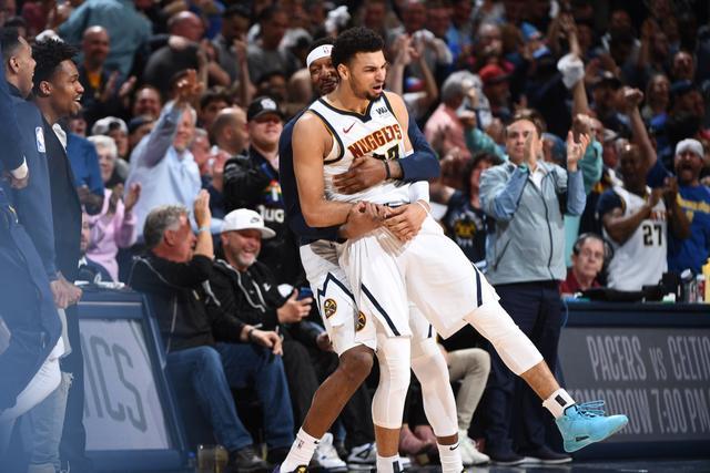  穆雷末节21分马刺逆转火箭  